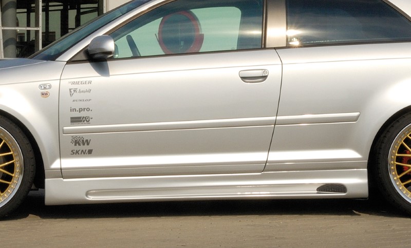 Zijskirts passend voor Audi A3 8P 3-5 Deurs Rieger met uitsned