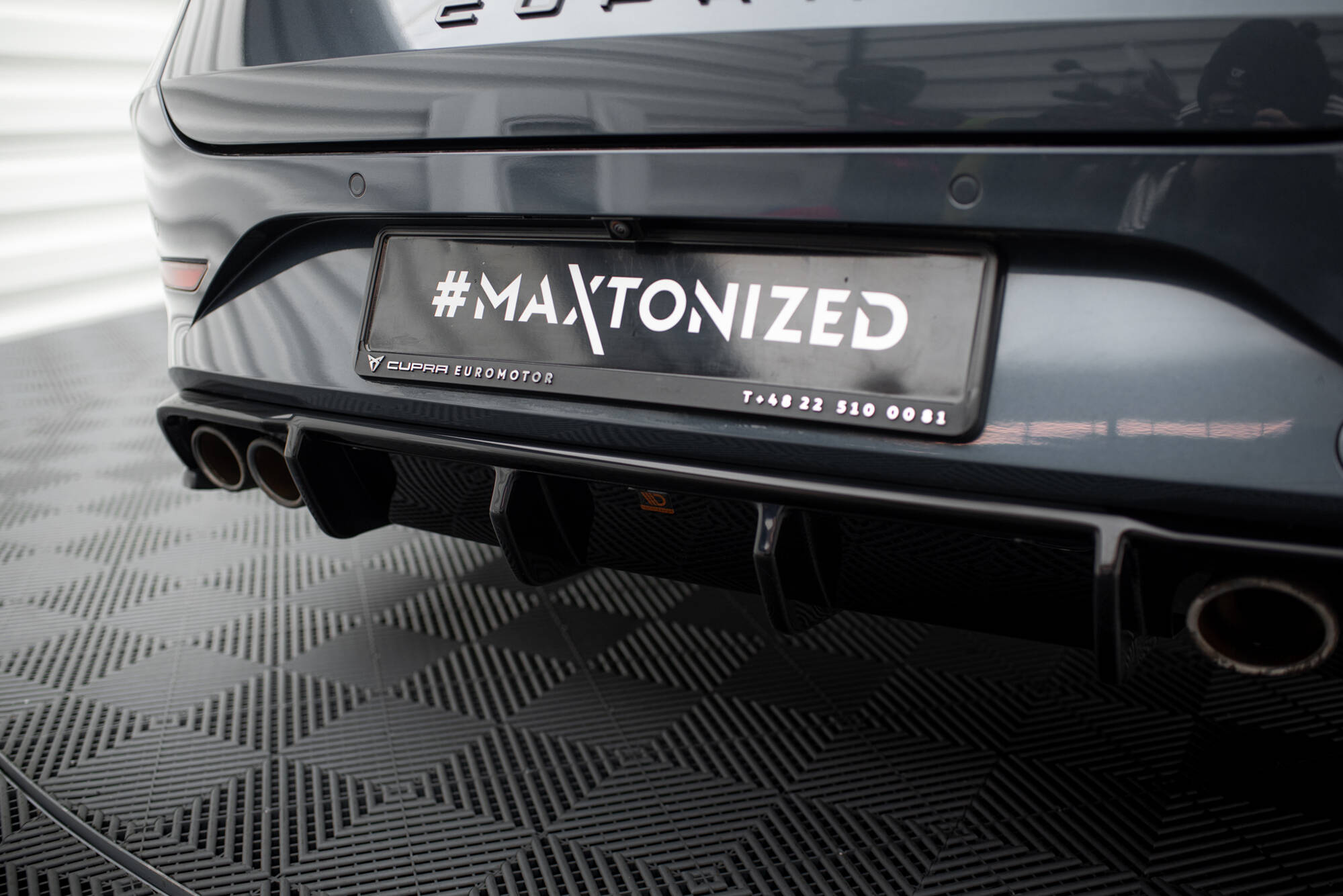 Achter Diffuser passend voor Cupra Leon ST MK1 Maxton glanzend zwart