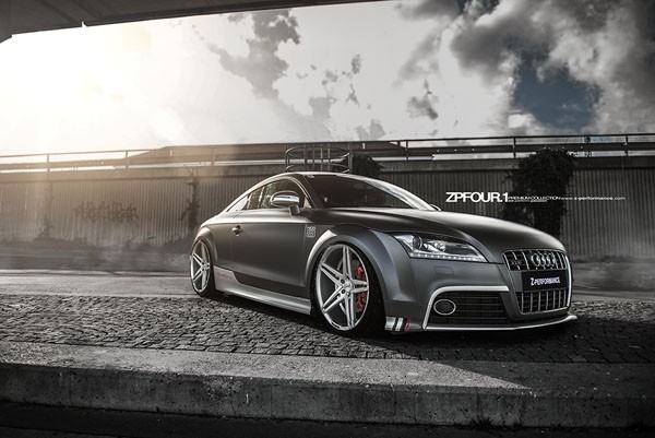 Z-Performance ZP4.1 Deep Concave 5x120 9.5x19 ET40 Zilver Velgen