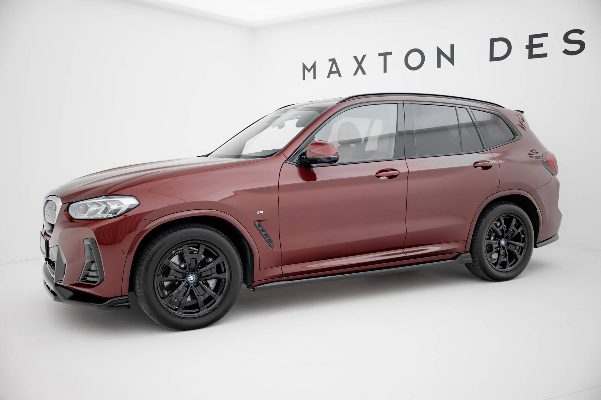 Zijskirts passend voor BMW iX3 M-Pack G08 Facelift Maxton Glanzend zwart