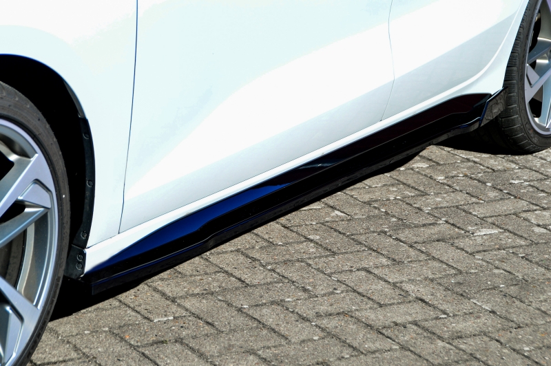Zijskirts passend voor Audi A3 8Y S3 S-Line Limousine Glans Zwart