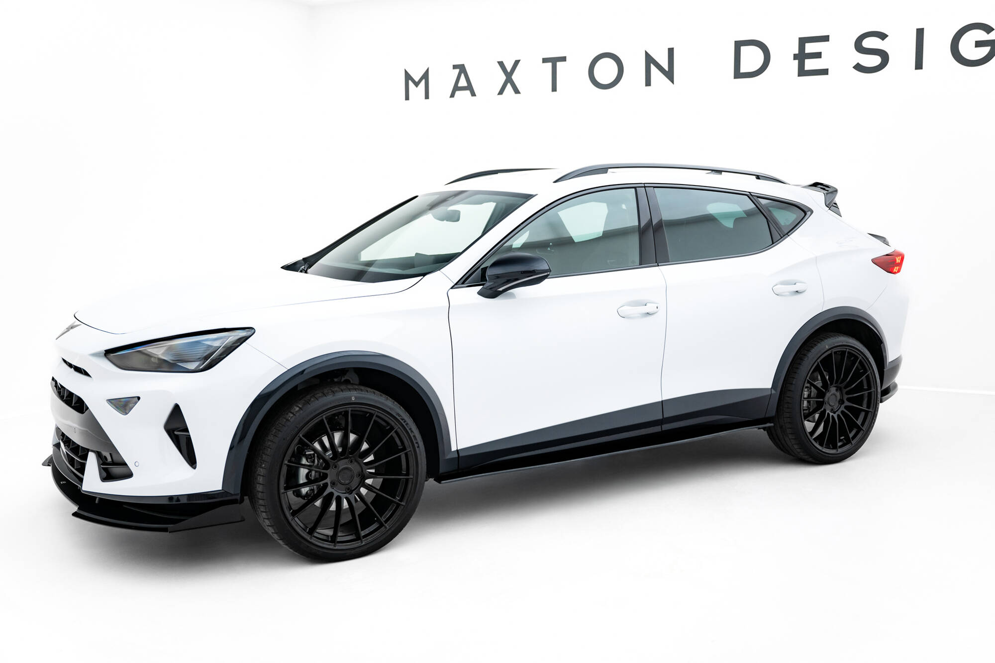 Zijskirts passend voor Cupra Formentor Maxton Street Pro