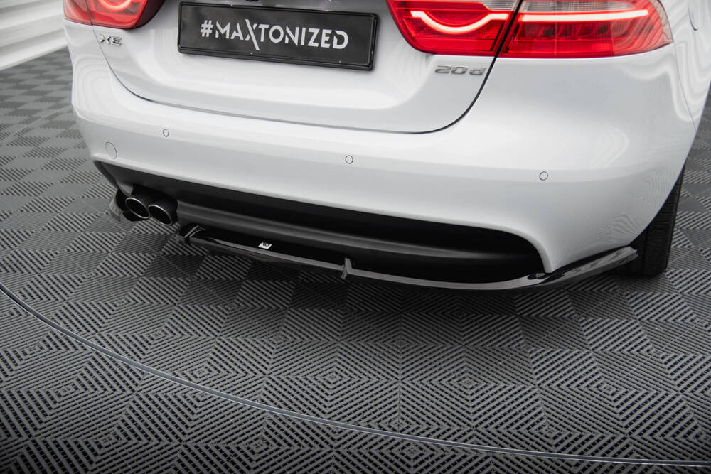 Diffuser Jaguar XE R-Sport X760 Maxton Glans Zwart