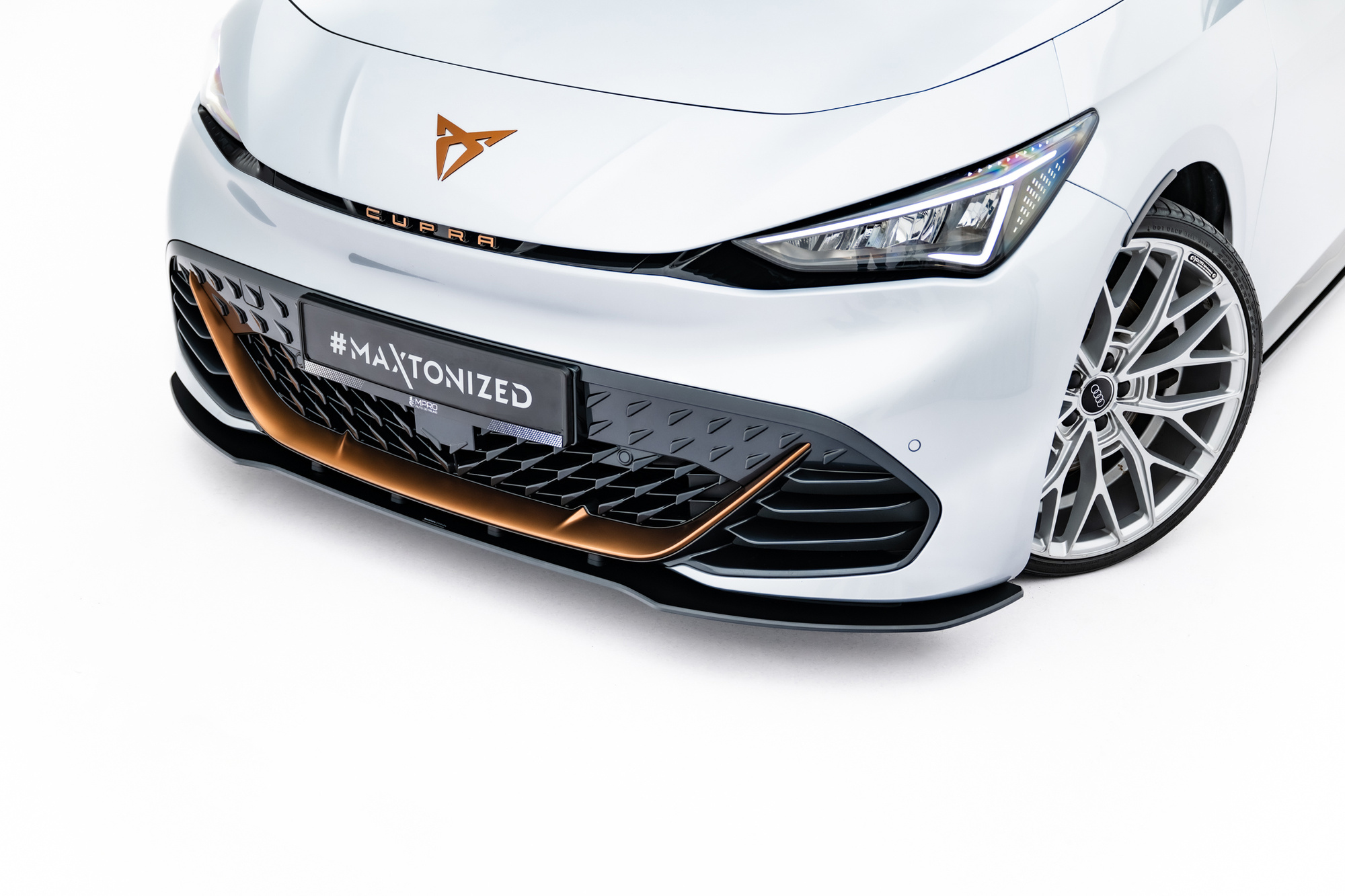 Street Pro Voorspoiler passend voor Cupra Born Mk1 2021 – Maxton Design