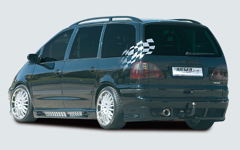 Zijskirts passend voor VW Sharan met 2 schacht en 2 uitsnedes Rieger