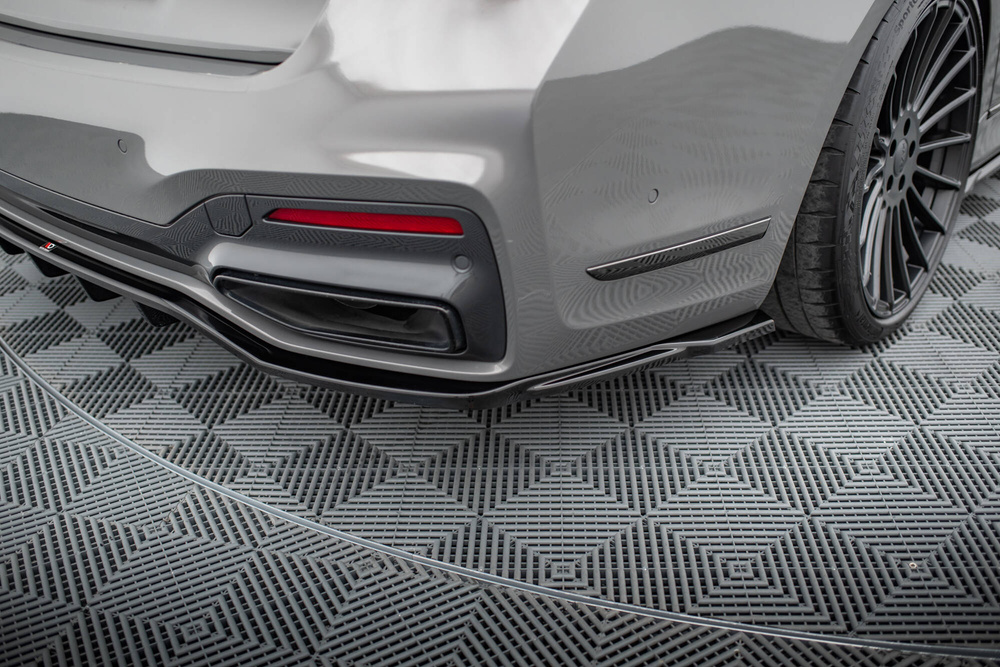 Diffuser passend voor BMW 7 G11 M-pack Facelift Glans zwart