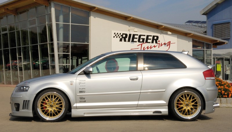 Zijskirts passend voor Audi A3 8P 3-5 Deurs Rieger met uitsned