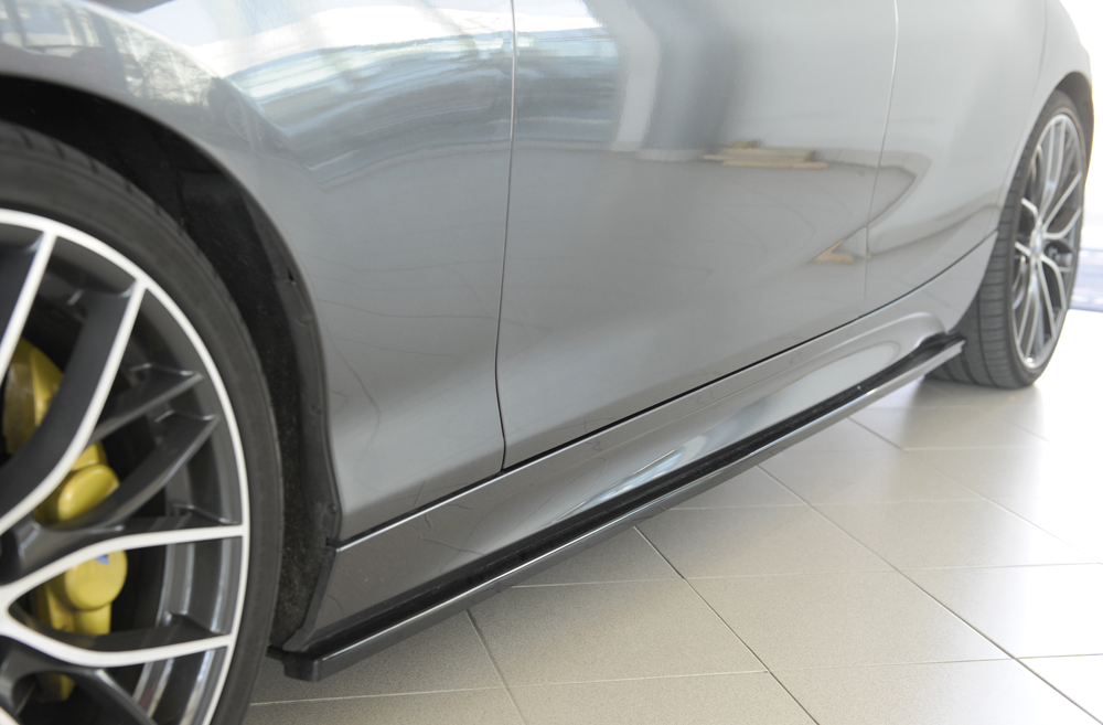 Zijskirts passend voor BMW 1 serie Rieger