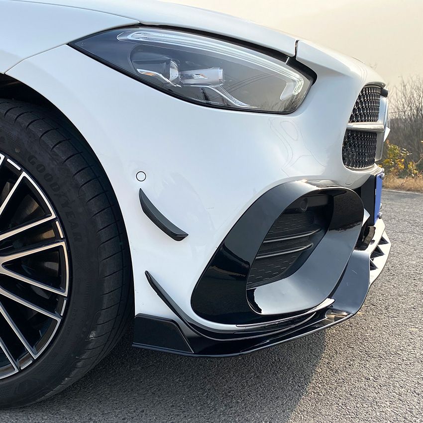 Bodykit passend voor Mercedes C Klasse W206 AMG Line Glans Zwart