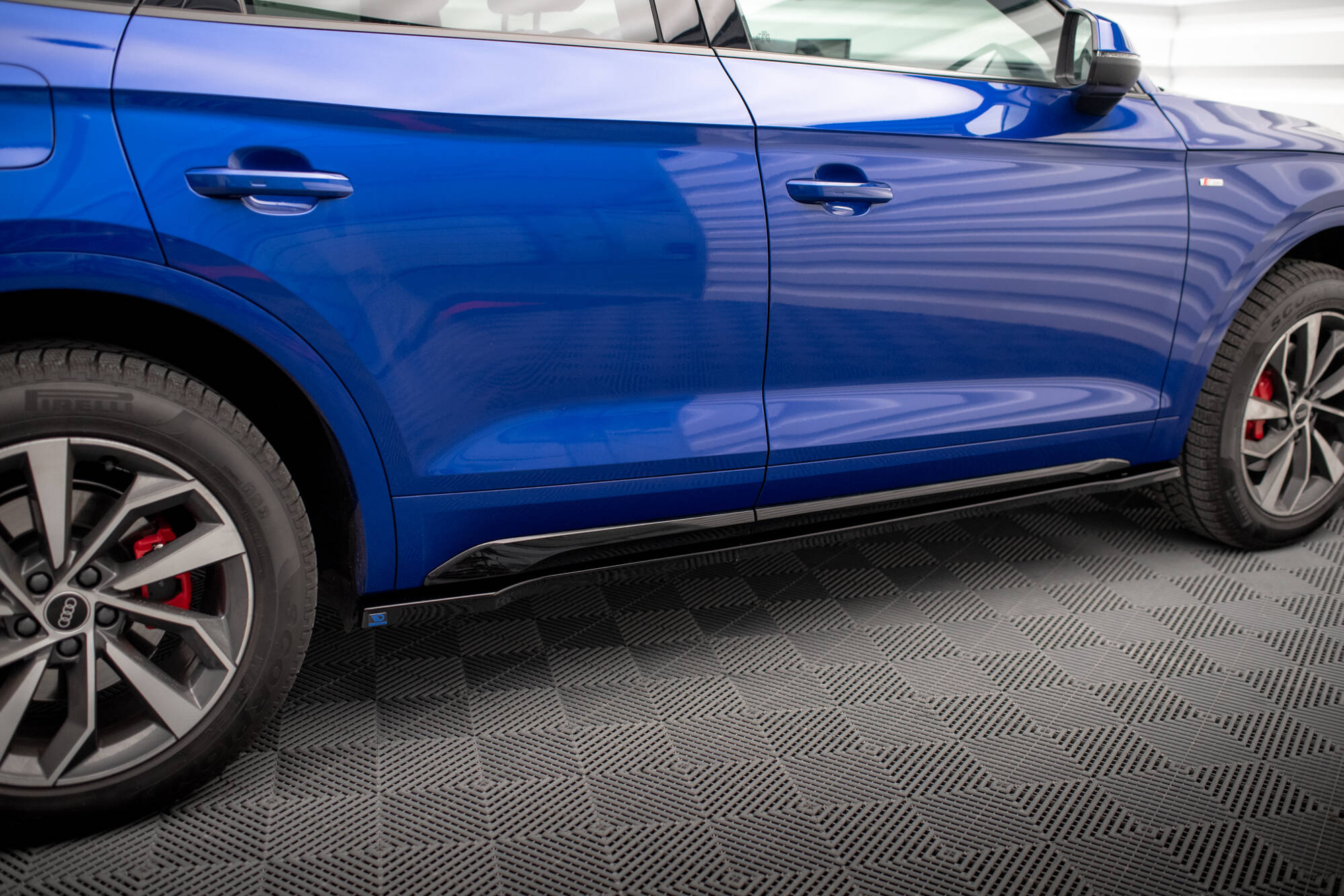 Bodykit passend voor Audi Q5 S-Line SUV Facelift 2020 - Maxton Glans Zwart