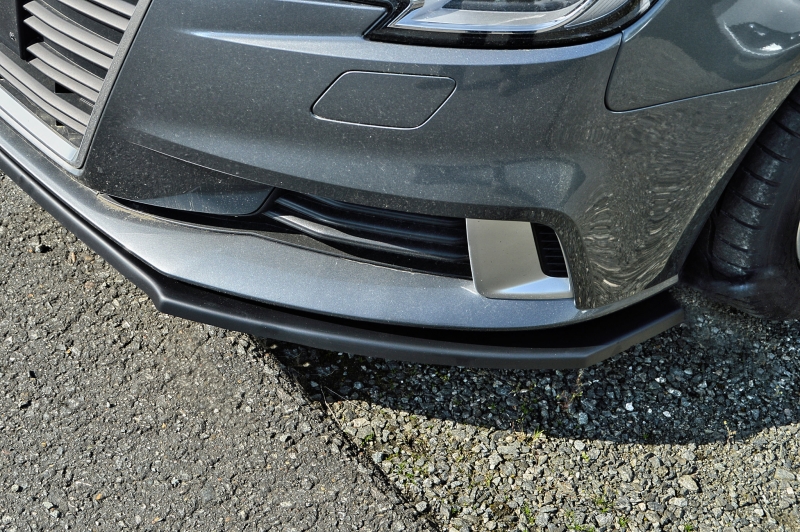Voorspoiler Audi A3 8V Sportback Glans Zwart