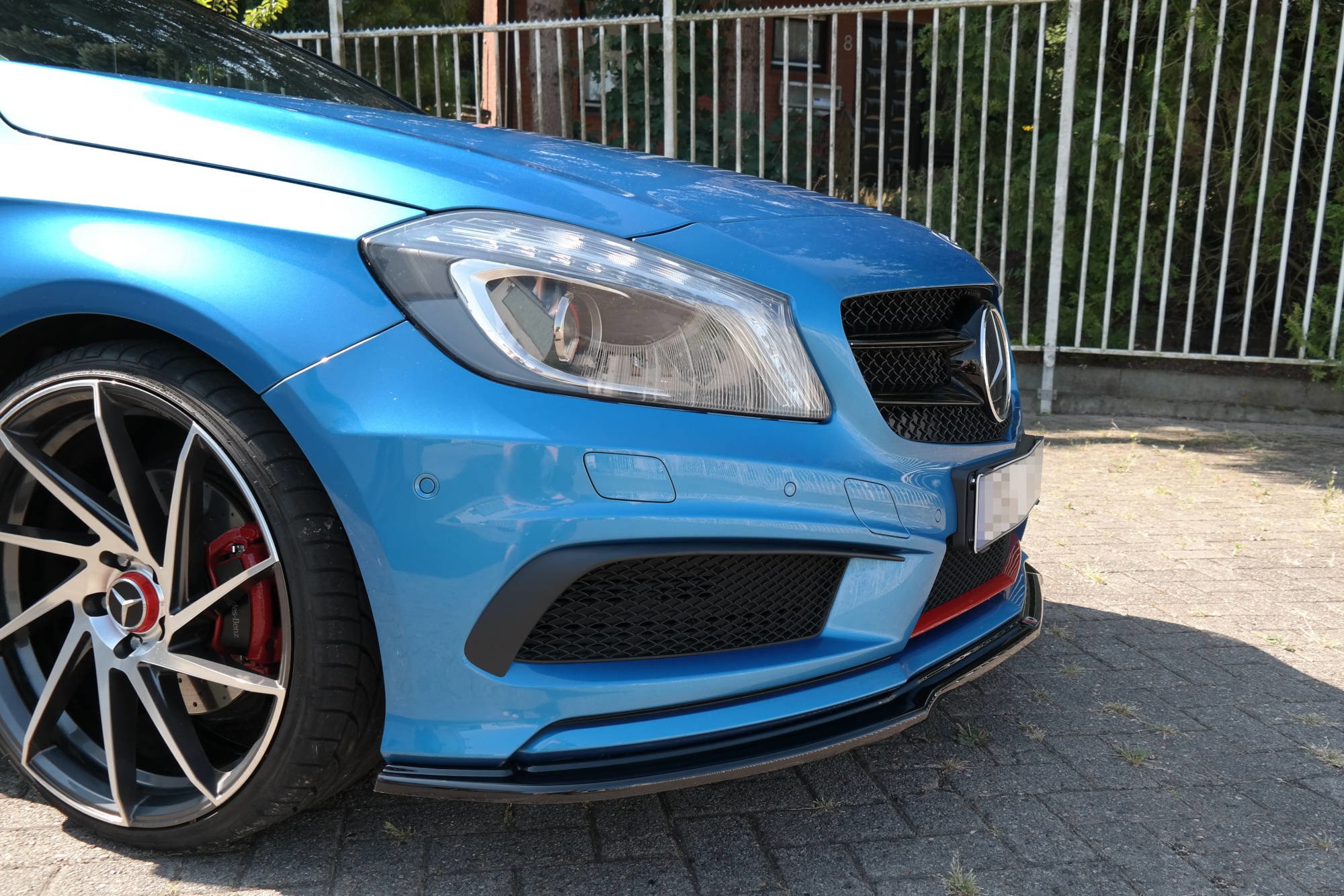VoorSpoiler passend voor Mercedes W176 A45 AMG look M-Line Glans Zwart