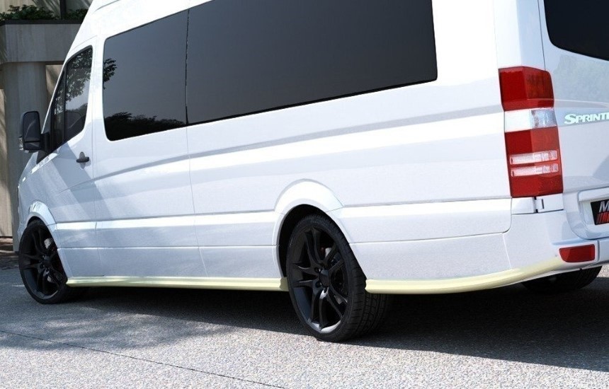 Zijskirts passend voor Mercedes Sprinter Mk2 Maxton Design glans zwart