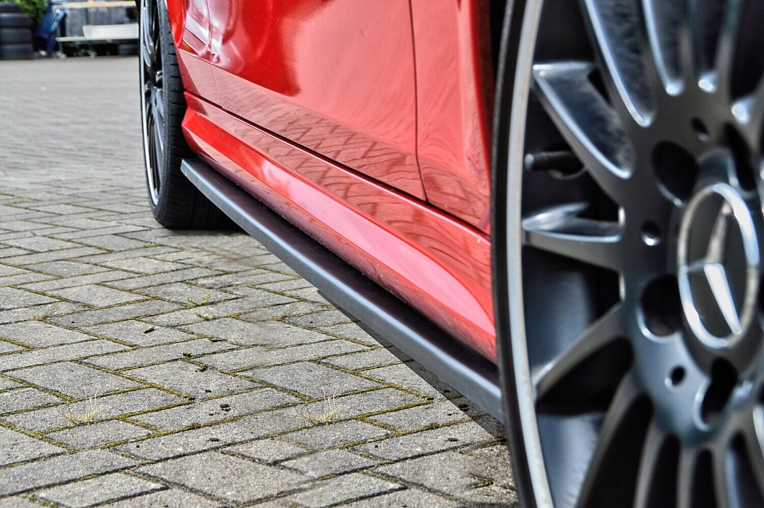 Zijskirts passend voor Mercedes C63 AMG, Type 204