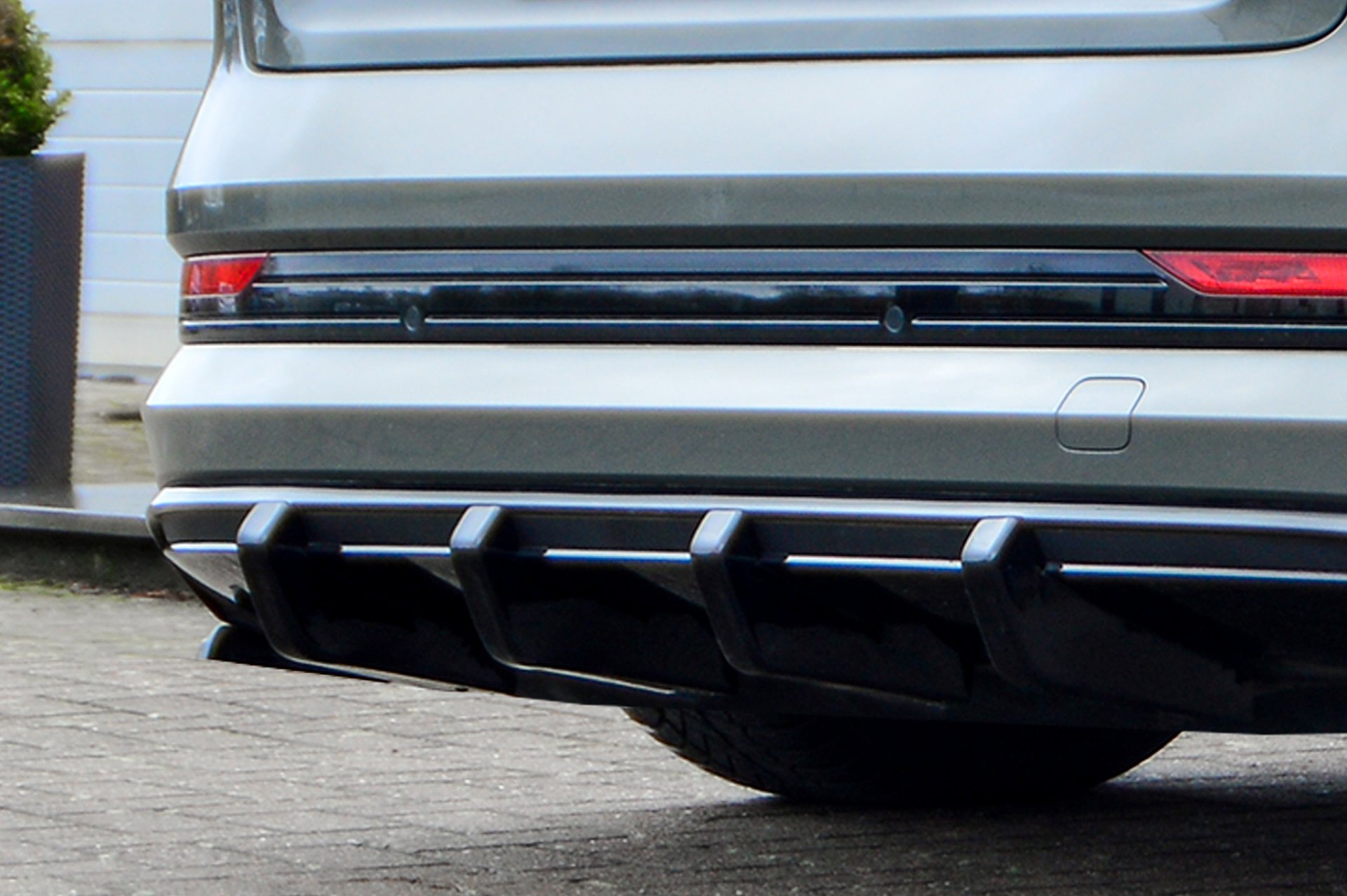 Diffuser passend voor Audi E-Tron S-Line IN Tuning Glans Zwart