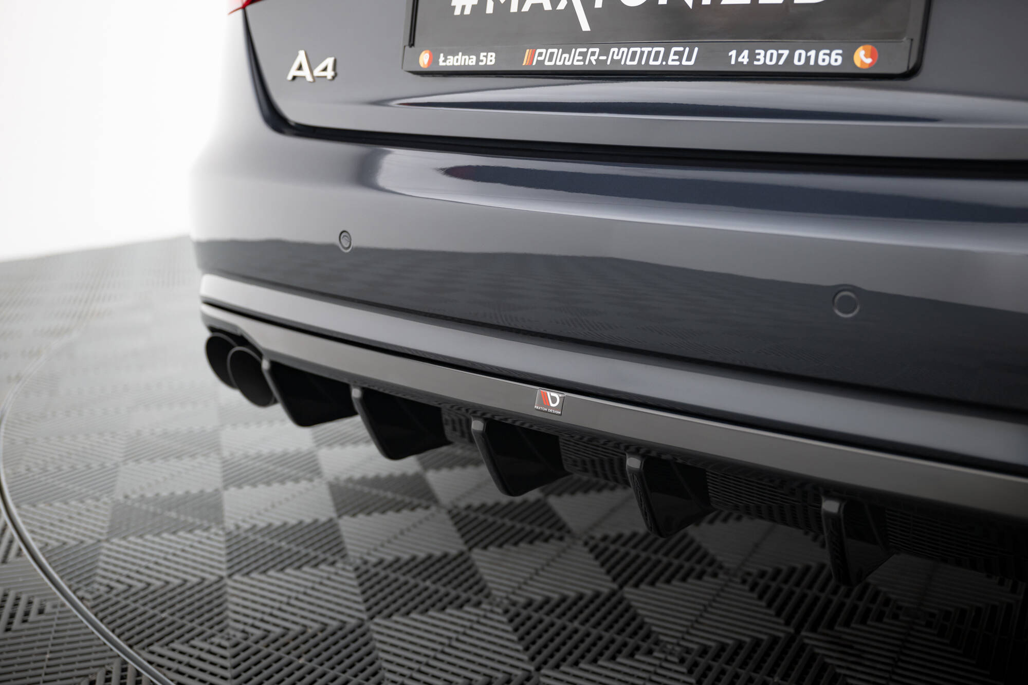 Achter Diffuser passend voor Audi A4 B8 Facelift Maxton Glans zwart (dubbele uitlaat aan beide kanten)