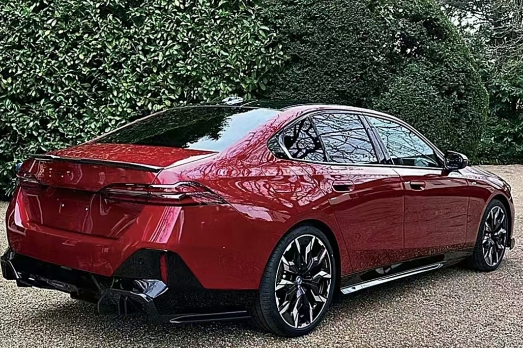 Zijskirts passend voor BMW 5 G60 M-pack Black Knight Design Glans Zwart