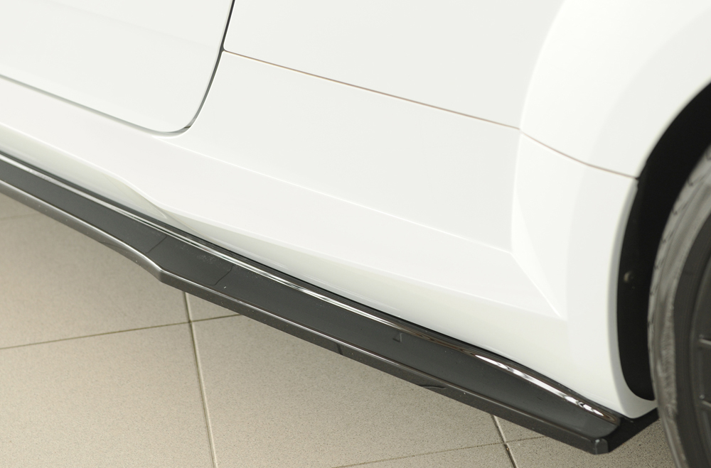Zijskirts passend voor Audi TT S-Line / TTS Rieger Glans Zwart