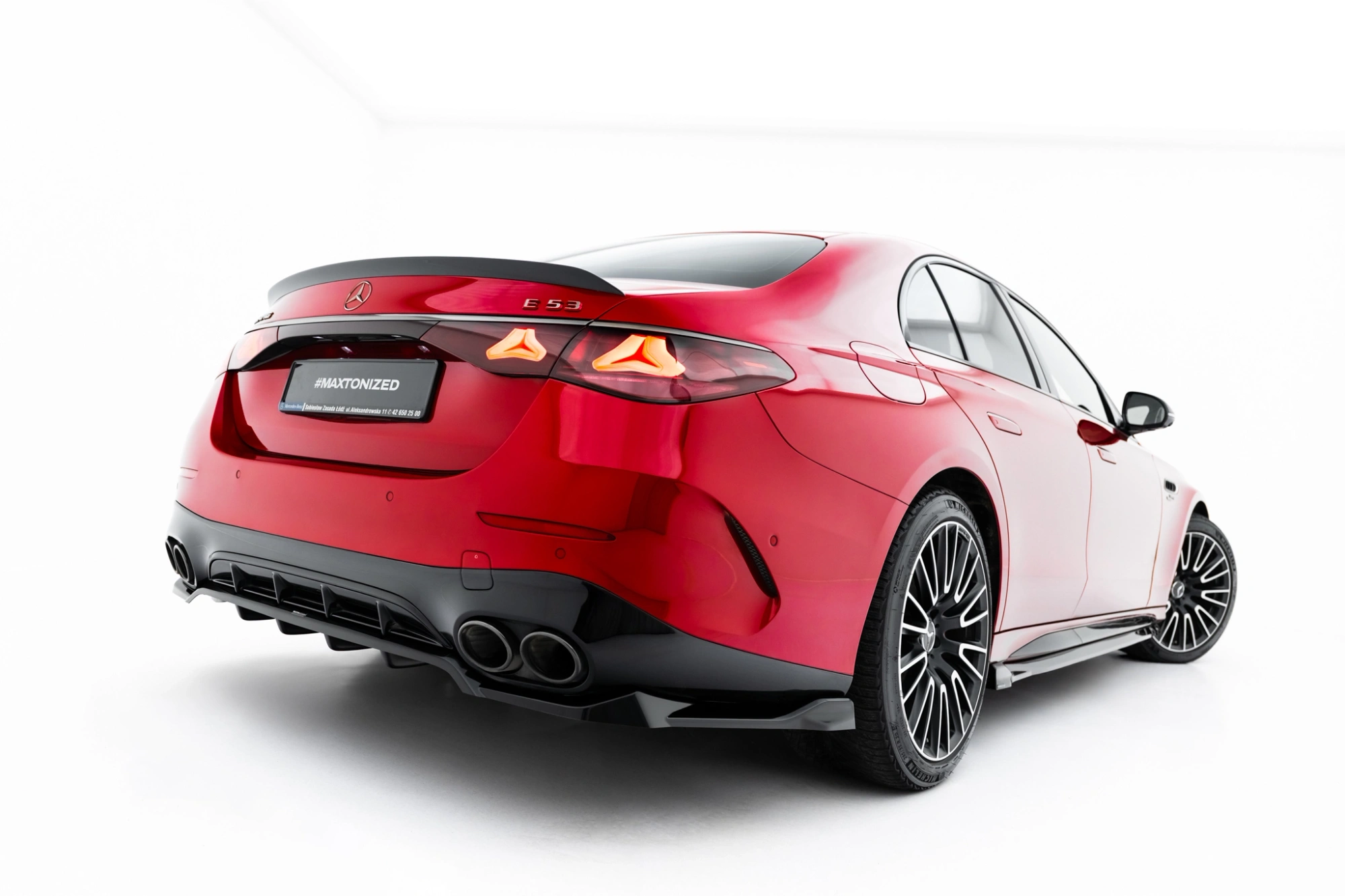 Bodykit passend voor Mercedes-AMG E53 Sedan W214 Maxton Glans Zwart