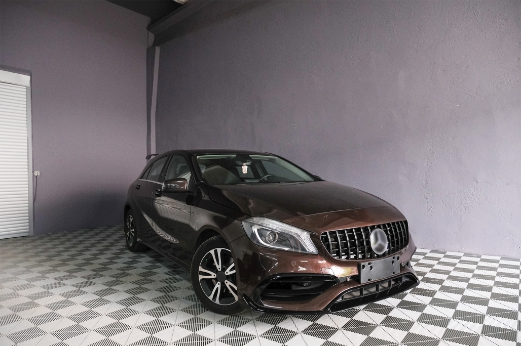Voorbumper passend voor Mercedes W176 A45 AMG Facelift Look
