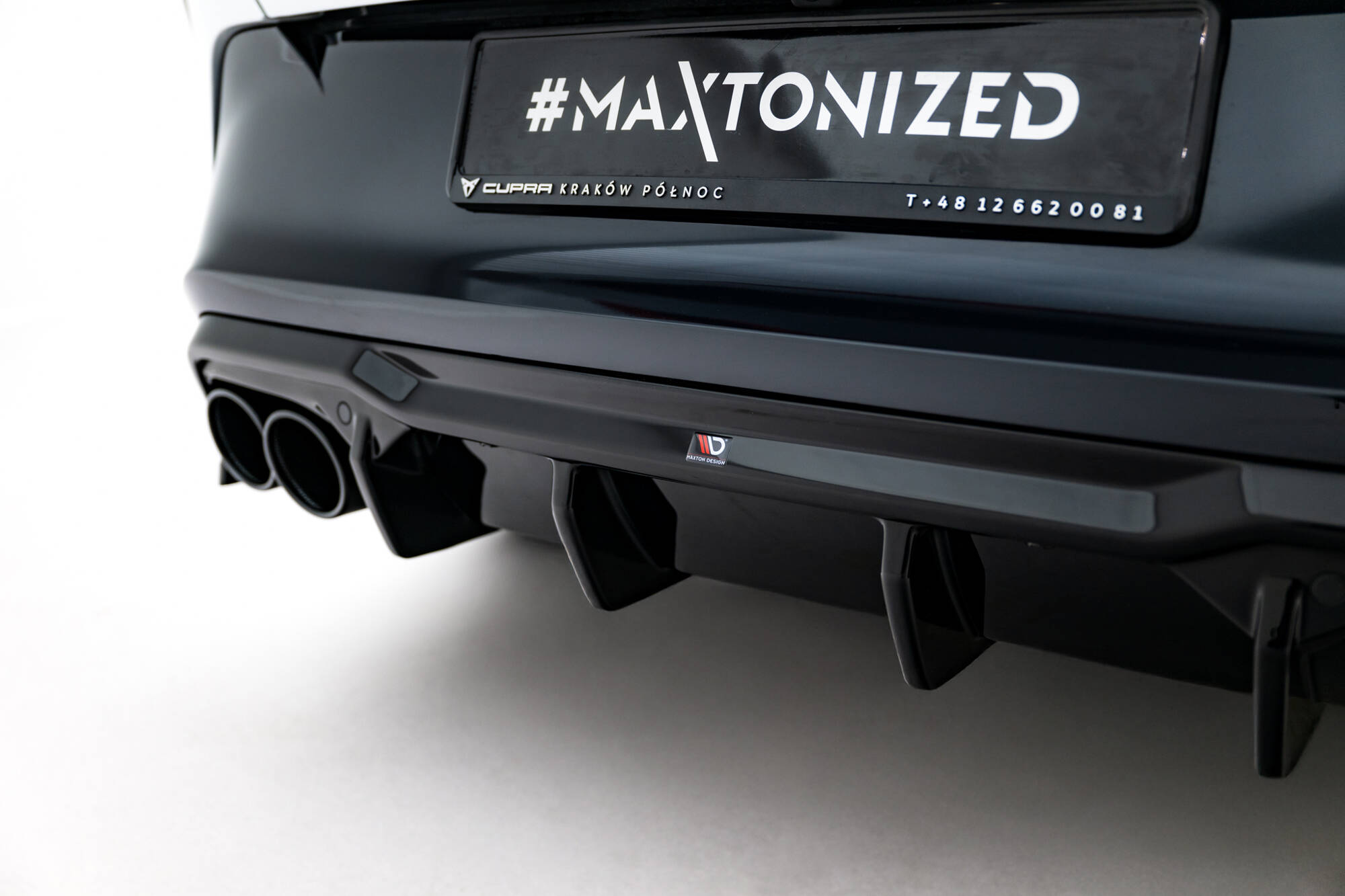 Diffuser passend voor Cupra Formentor Maxton Glans Zwart met Zwarte Sierstukken