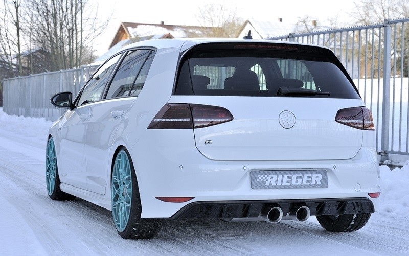 Achterbumper Diffuser Glossy Black Rieger VW Golf R 7
