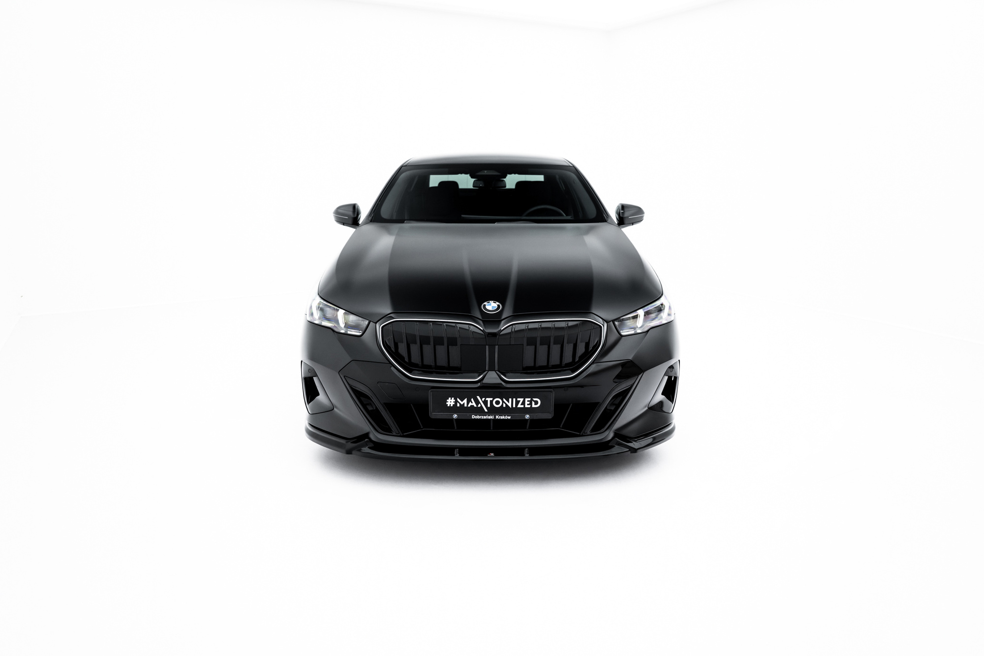Bodykit passend voor BMW 5-serie G60 M-Pack Maxton Glanzend zwart V.1