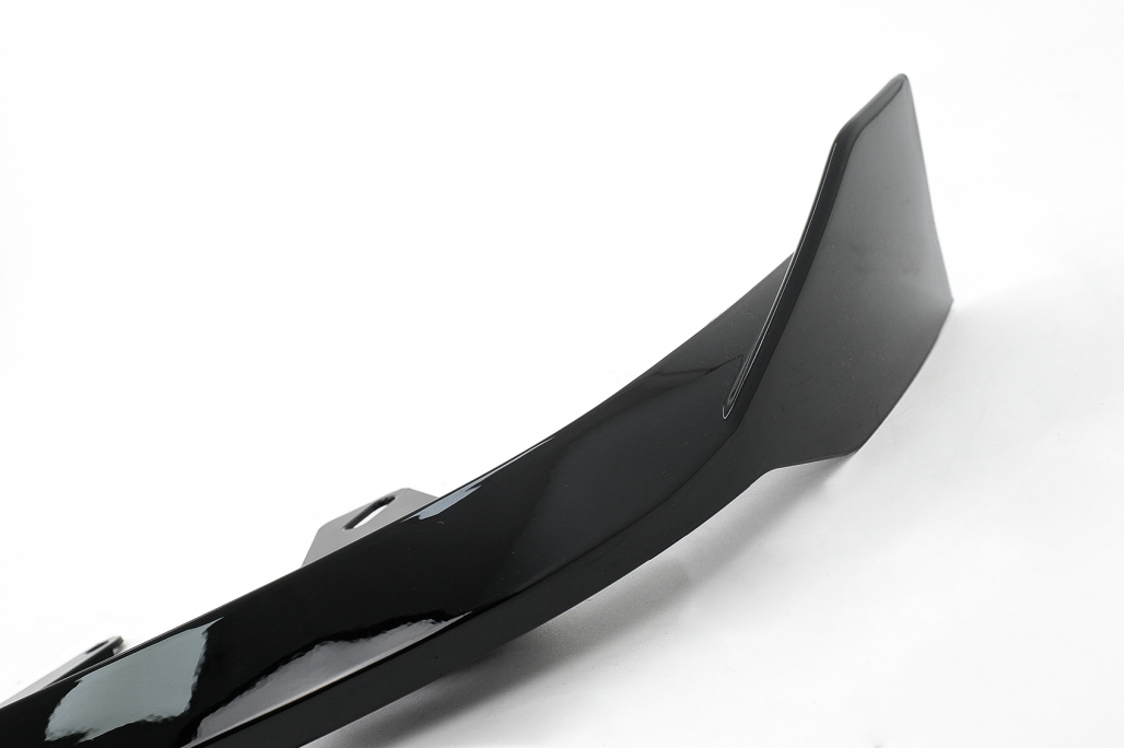Voorspoiler passend voor BMW 5 G60 M-pack Black Knight Design Glans Zwart