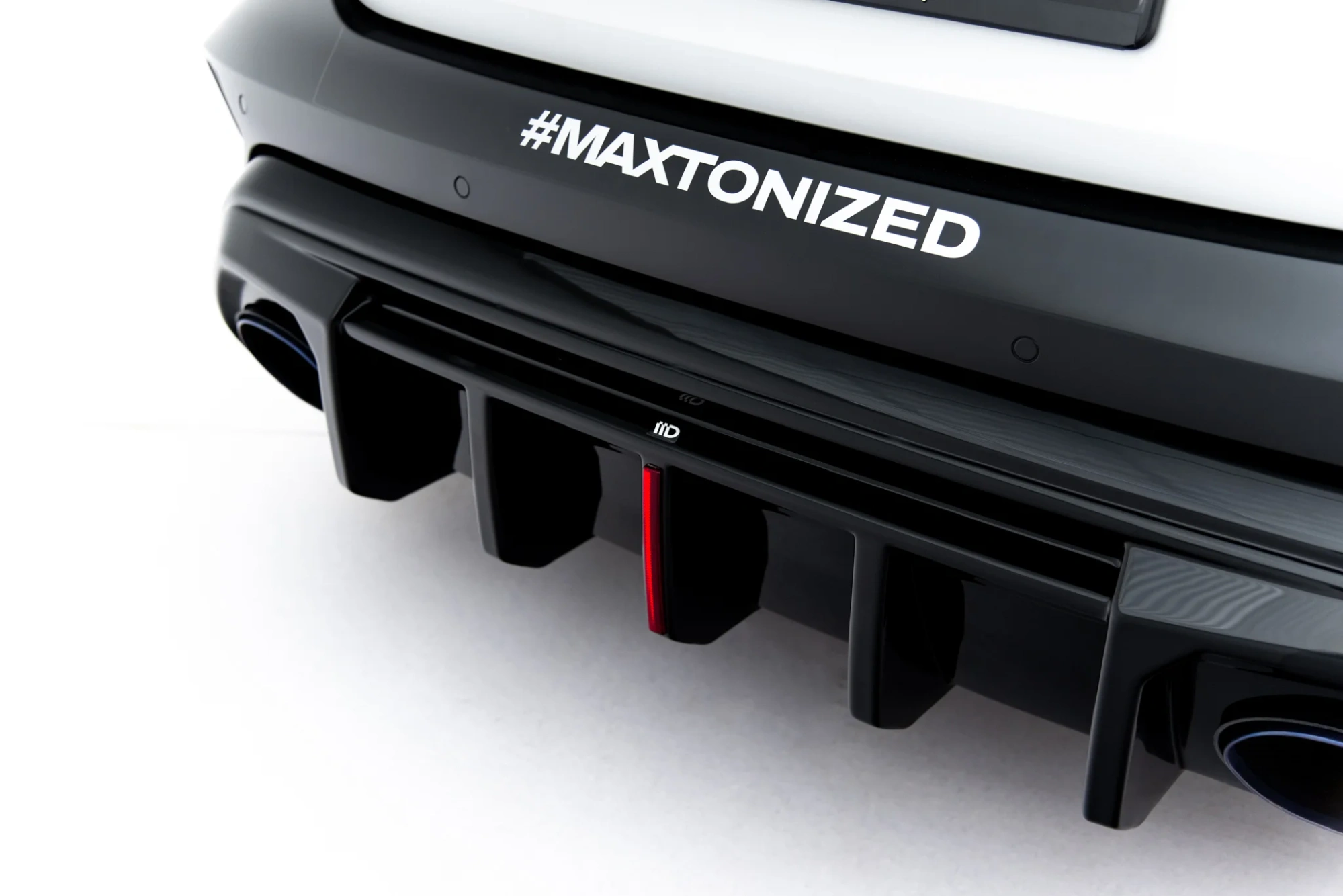 Diffuser passend voor Audi RS3 Sedan 8Y Facelift Maxton Glans Zwart