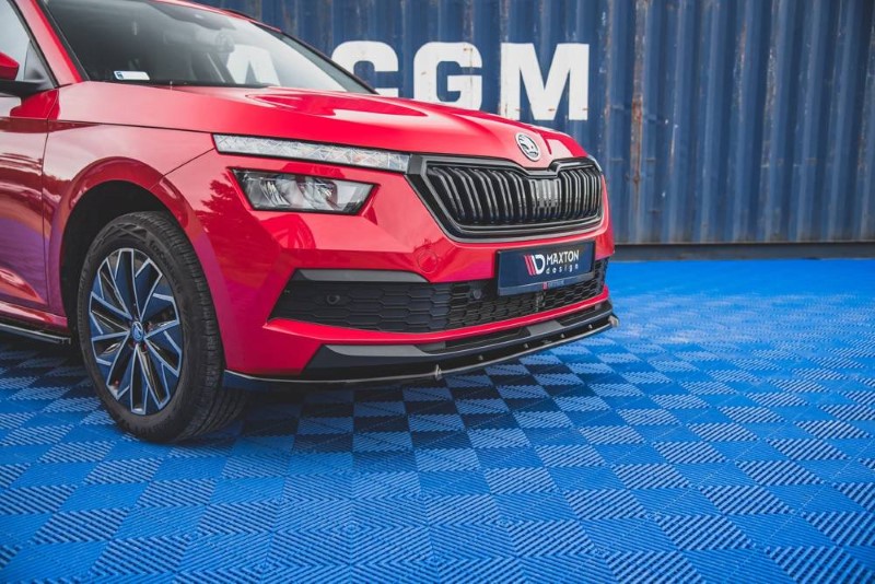 Voorspoiler passend voor Skoda Kamiq Maxton Design glans zwart V.2