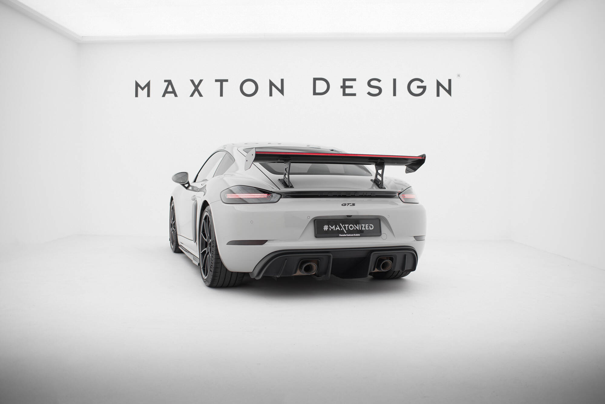 Carbon Spoiler V.1 + LED Porsche 718 Cayman 982C Maxton
