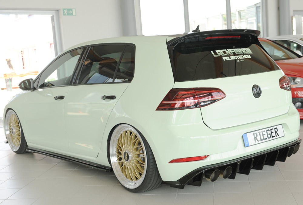 Zijskirts Volkswagen Golf 7 & 7.5 GTI / GTD / GTE / R / R-Line Rieger Glans Zwart