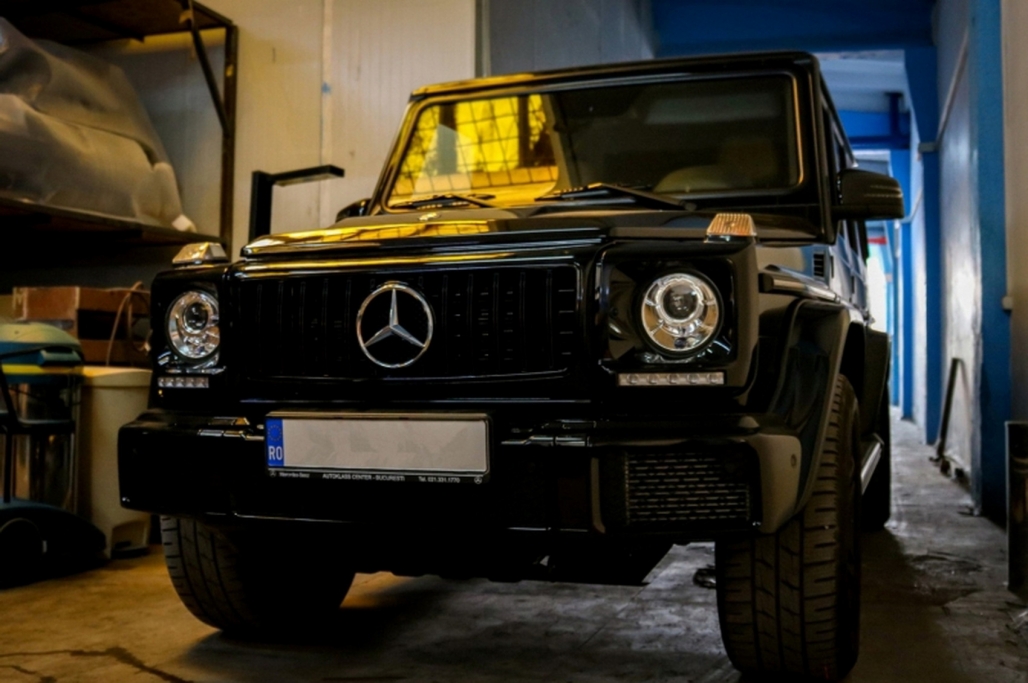 Grill passend voor Mercedes W463 G-Klasse 90-14 Glanzend Zwart