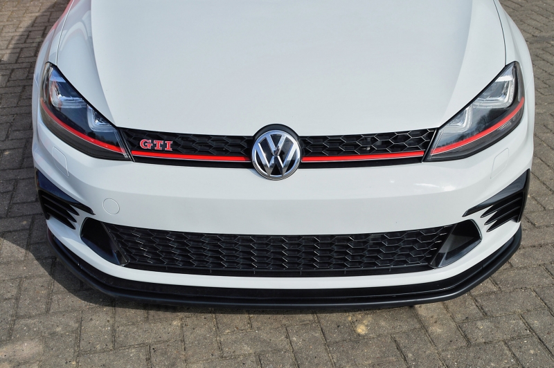 Voorspoiler passend voor Volkswagen Golf 7 GTI Clubsport Glans Zwart