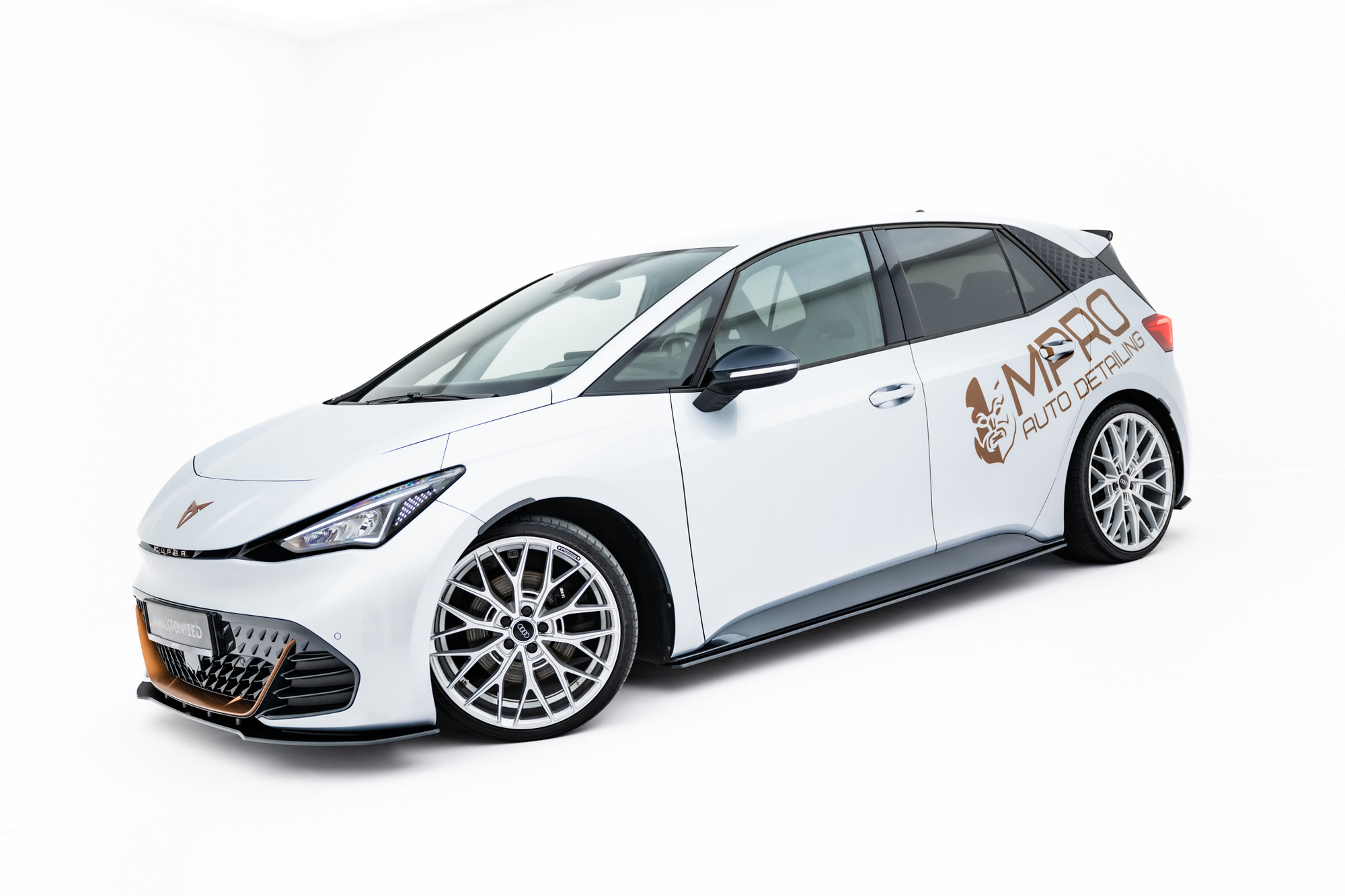 Street Pro Zijskirts passend voor Cupra Born Mk1 2021 – Maxton Design