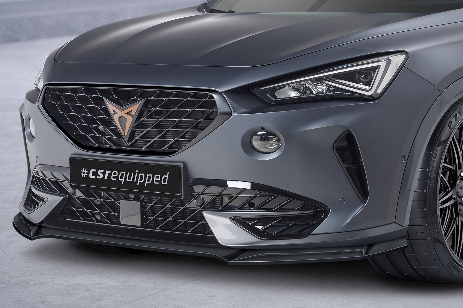 Voorspoiler passend voor Cupra formentor CSR Glans Zwart