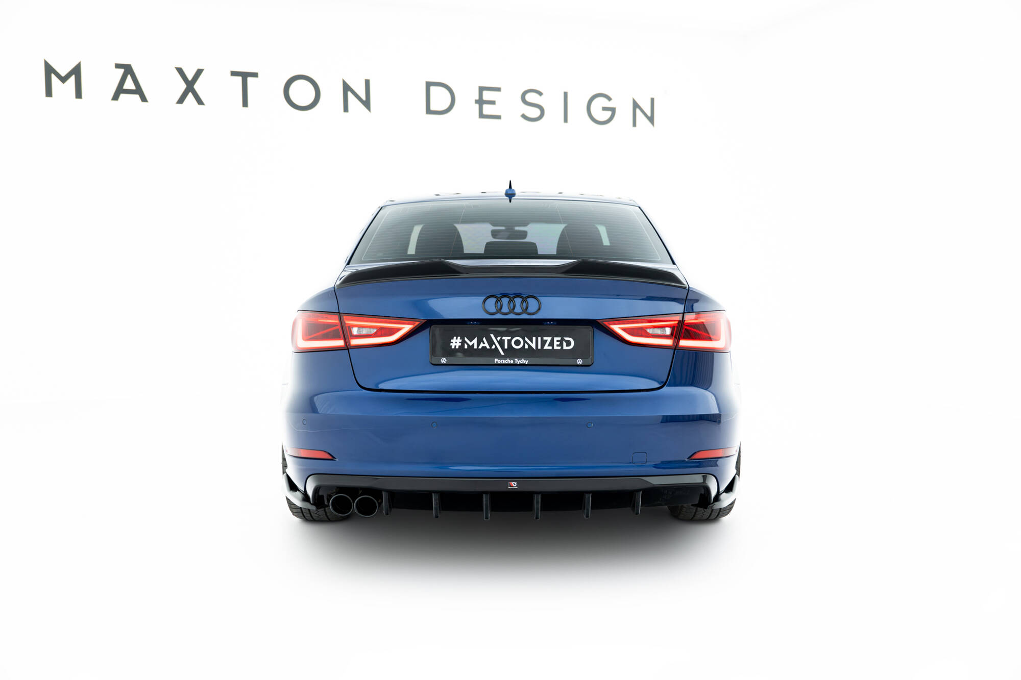 Achter Diffuser passend voor Audi A3 Sedan 8V (Versie met dubbele uitlaatuiteinden aan één kant) Maxton