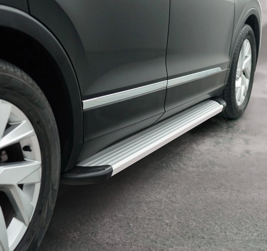 Treeplanken voor Ford Transit Custom 12-20 L1 aluminium