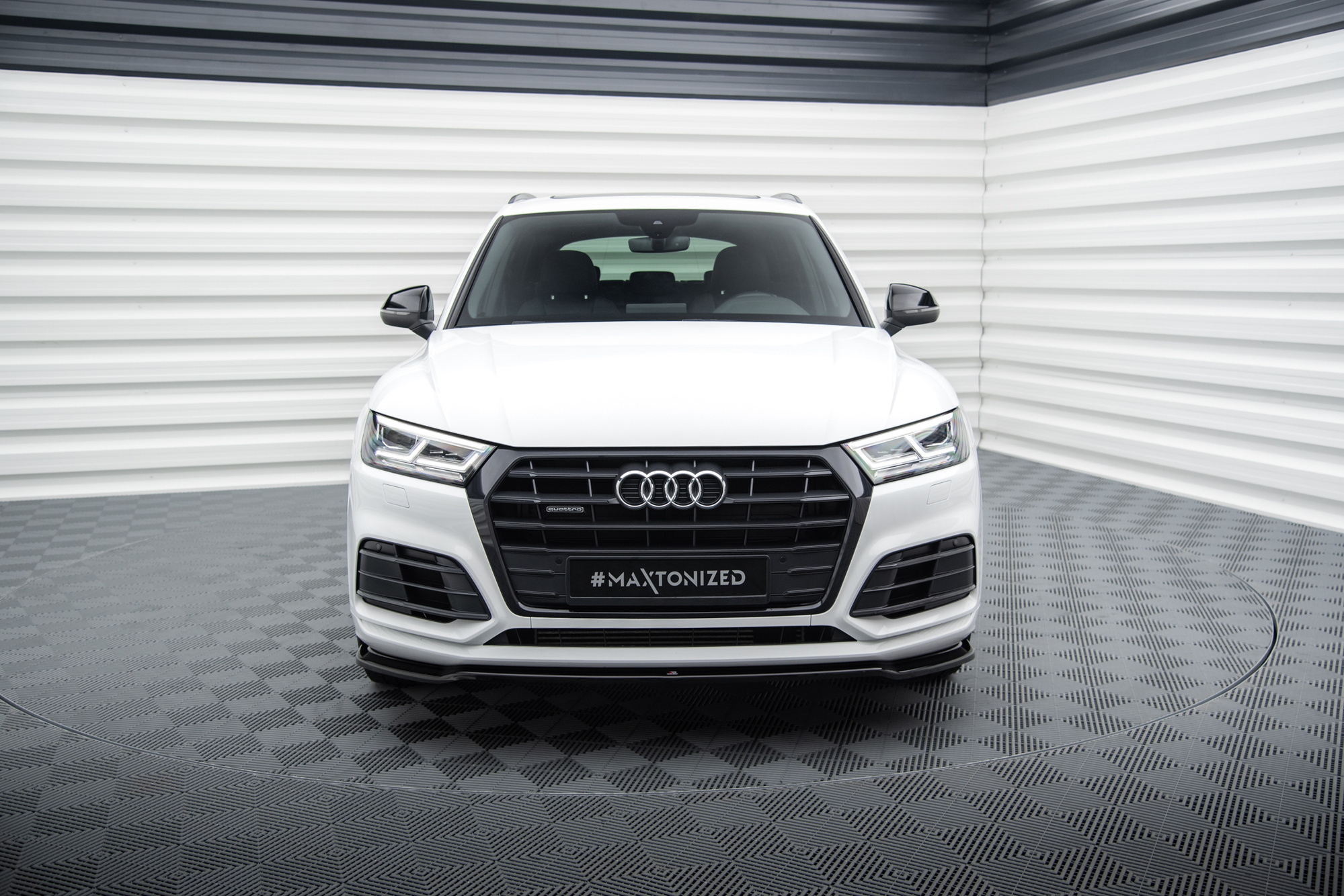Voorspoiler passend voor Audi SQ5/Q5 S-Line MK11 Glanzend Zwart