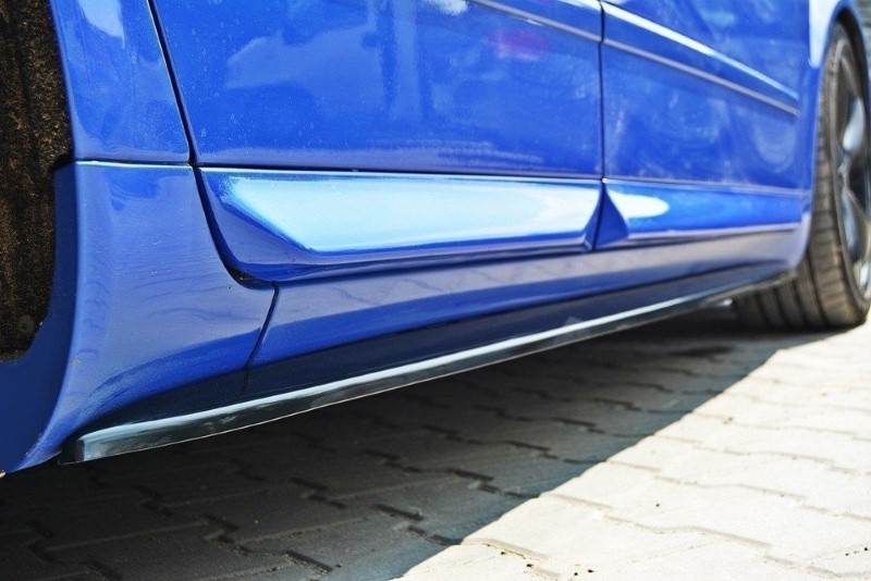 Zijskirts passend voor Audi S4 / A4 / A4 S-Line B6 / B7 Glanzend Zwart